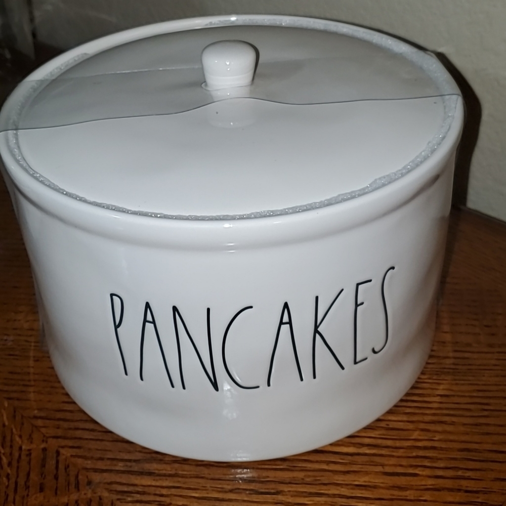 Rae dunn pancakes